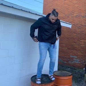 Meet your Posher, Jay